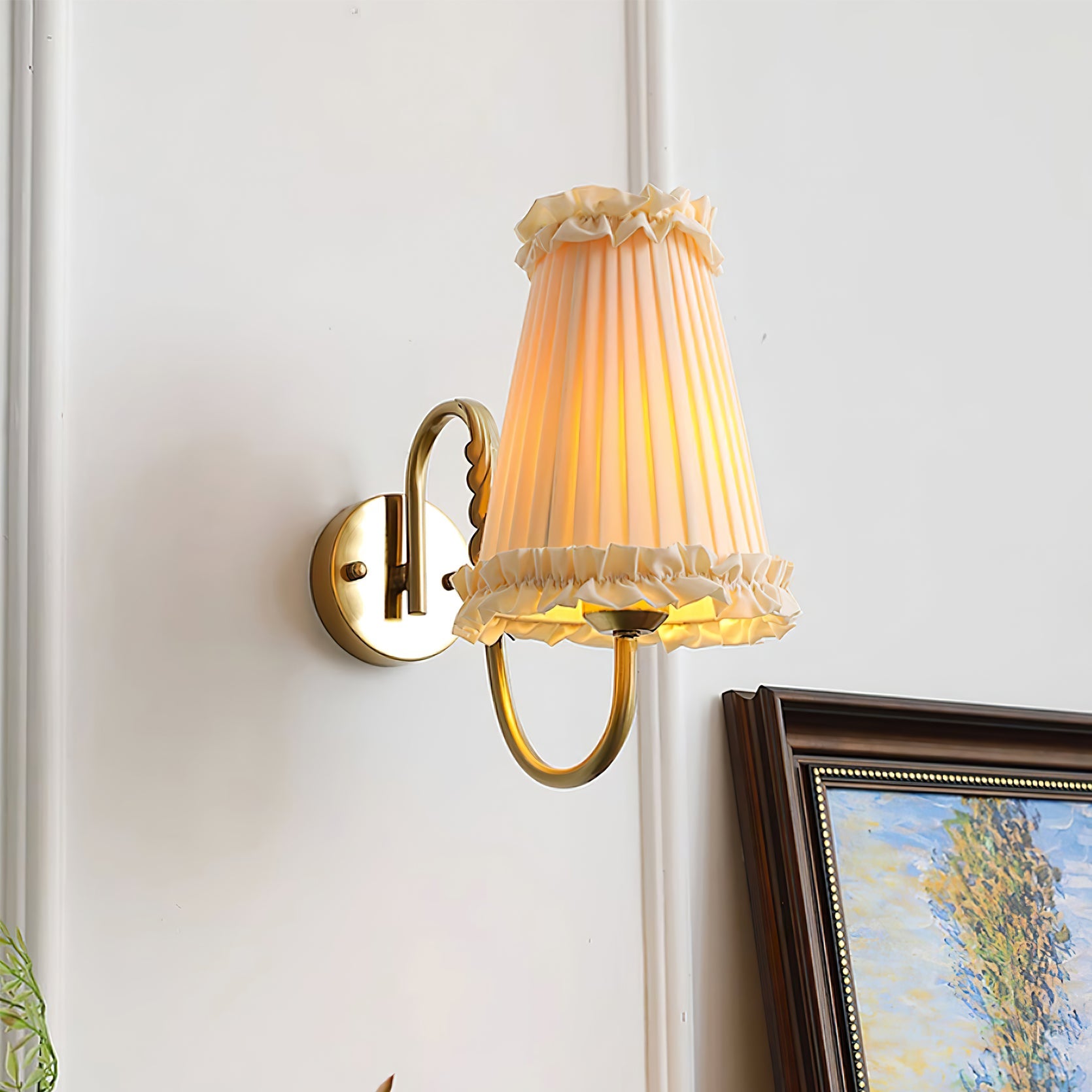 Mcveigh Wall Lamp