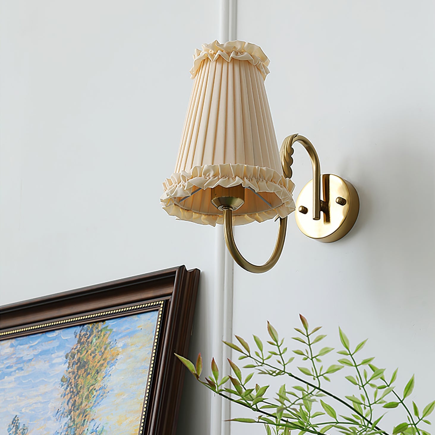 Mcveigh Wall Lamp