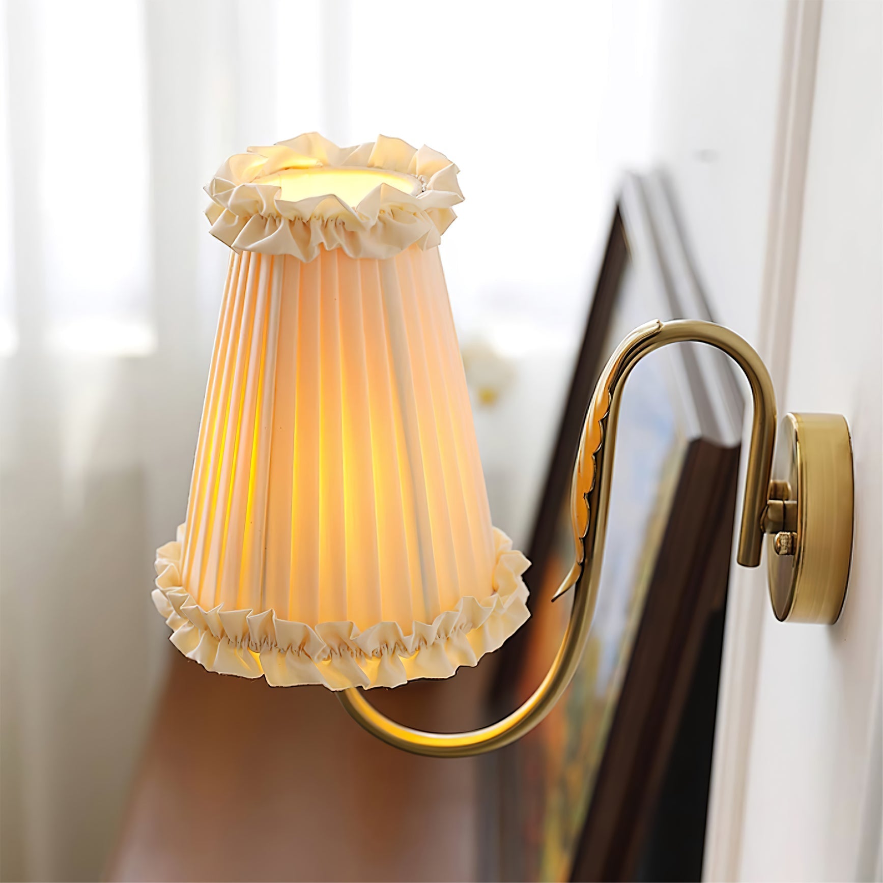 Mcveigh Wall Lamp