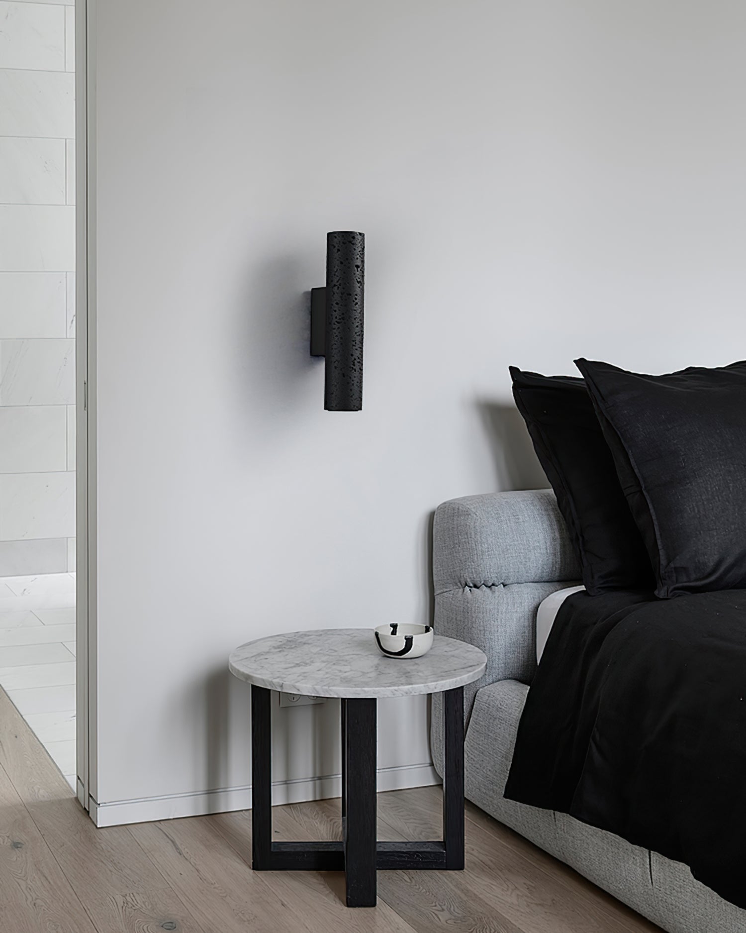 Meta Wall Lamp