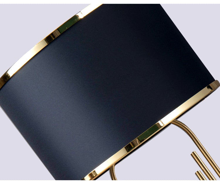 STEVIE Table Lamp