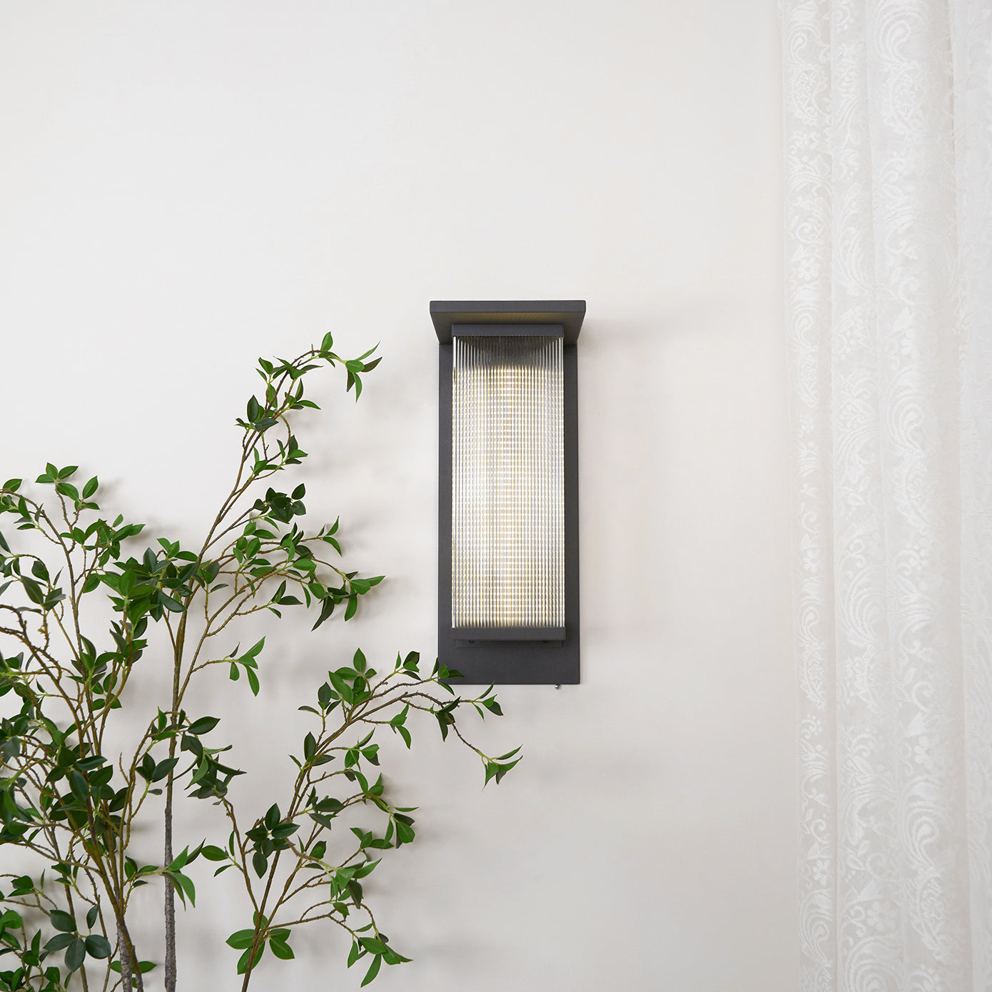 Oleron Box Outdoor Wall Lamp