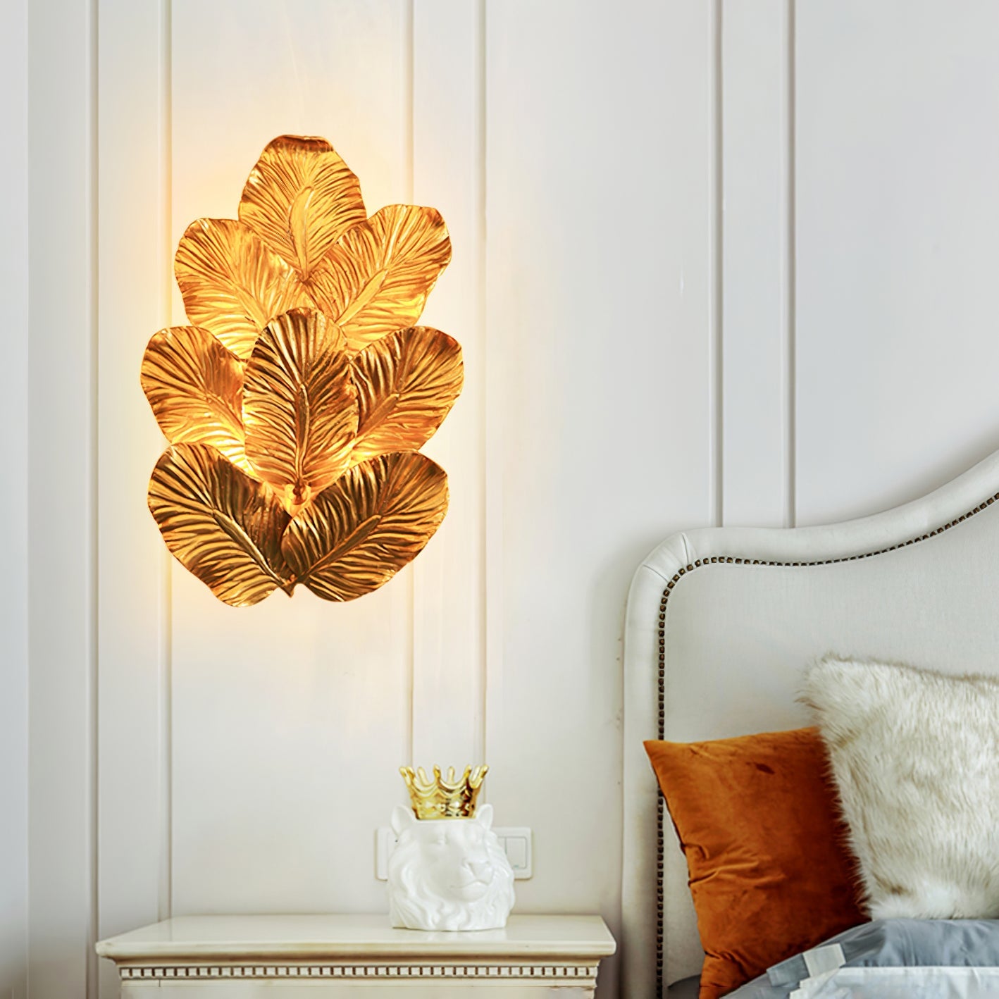 Pathleaf Heap Wall Lamp