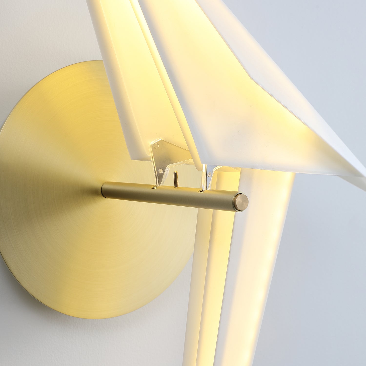 Perching Bird Wall Lamp