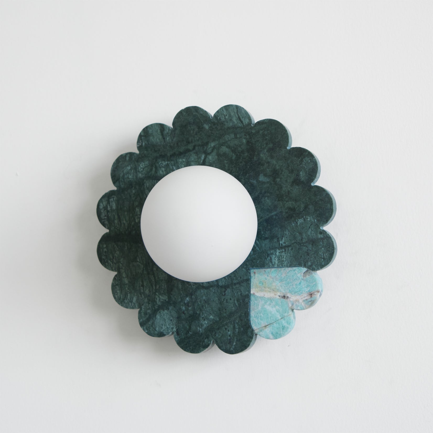 Petal Marble Wall Lamp