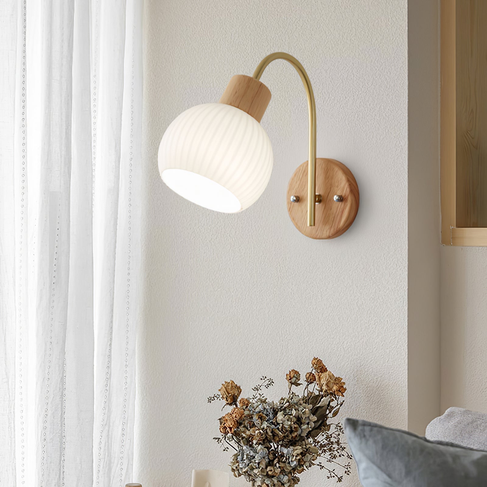 Petaluma Wall Light