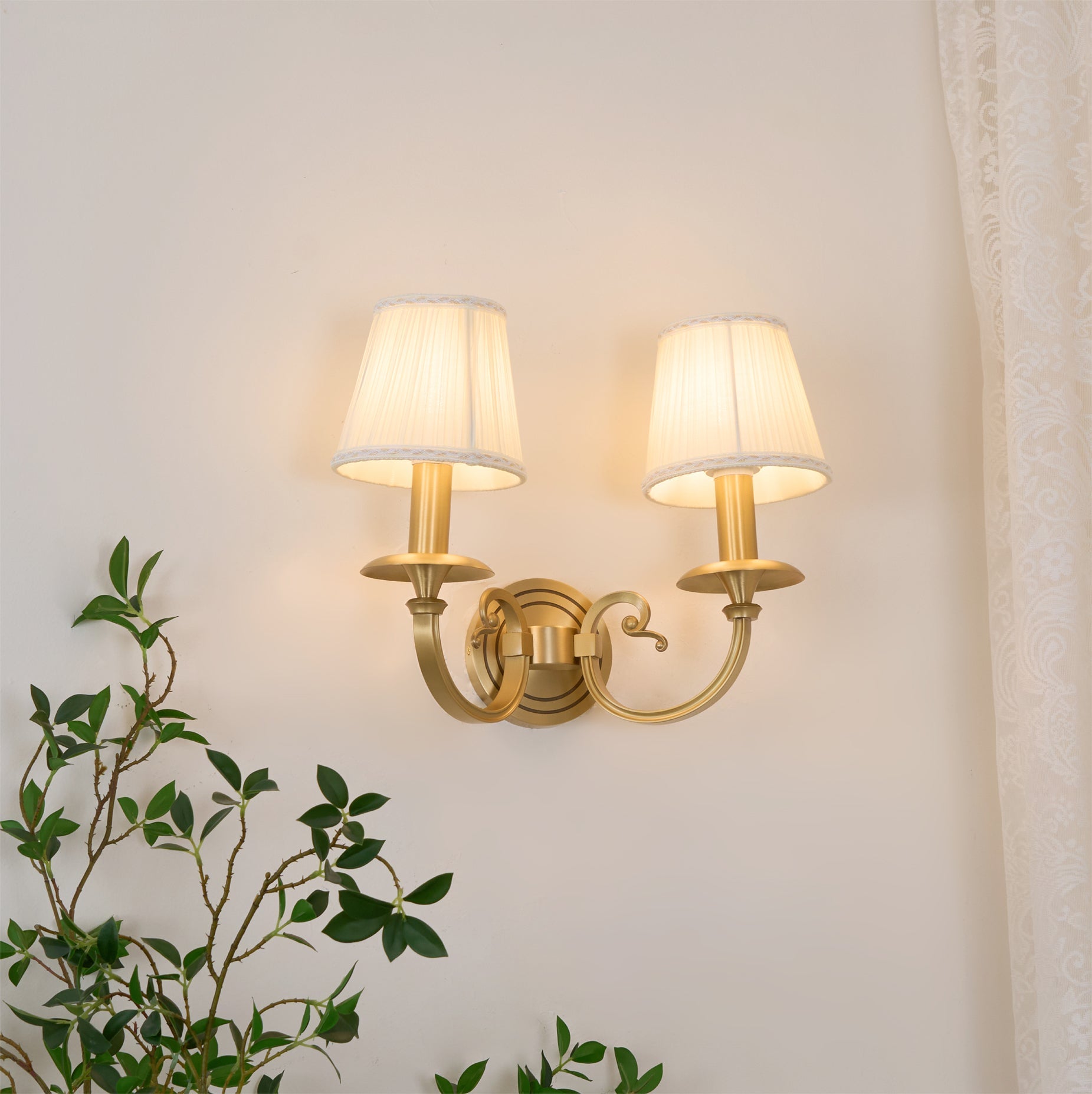Pleated Brass Wall Lamp