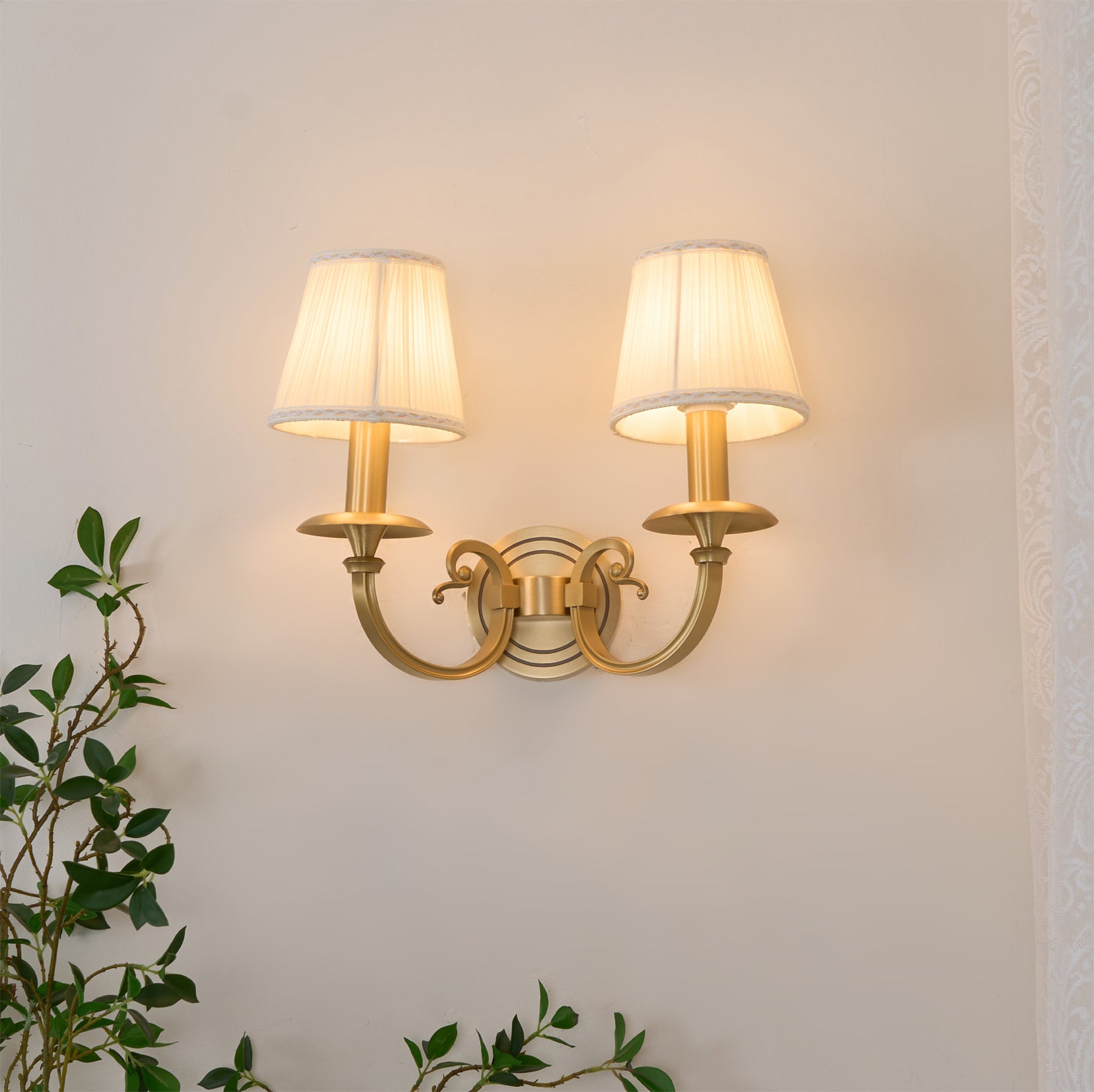 Pleated Brass Wall Lamp