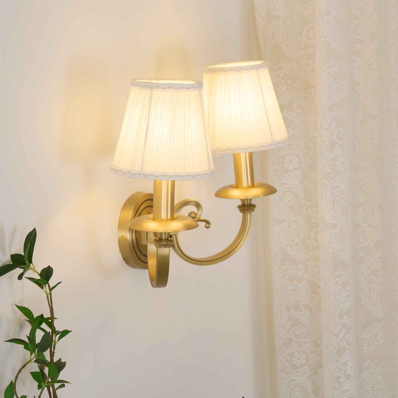 Pleated Brass Wall Lamp