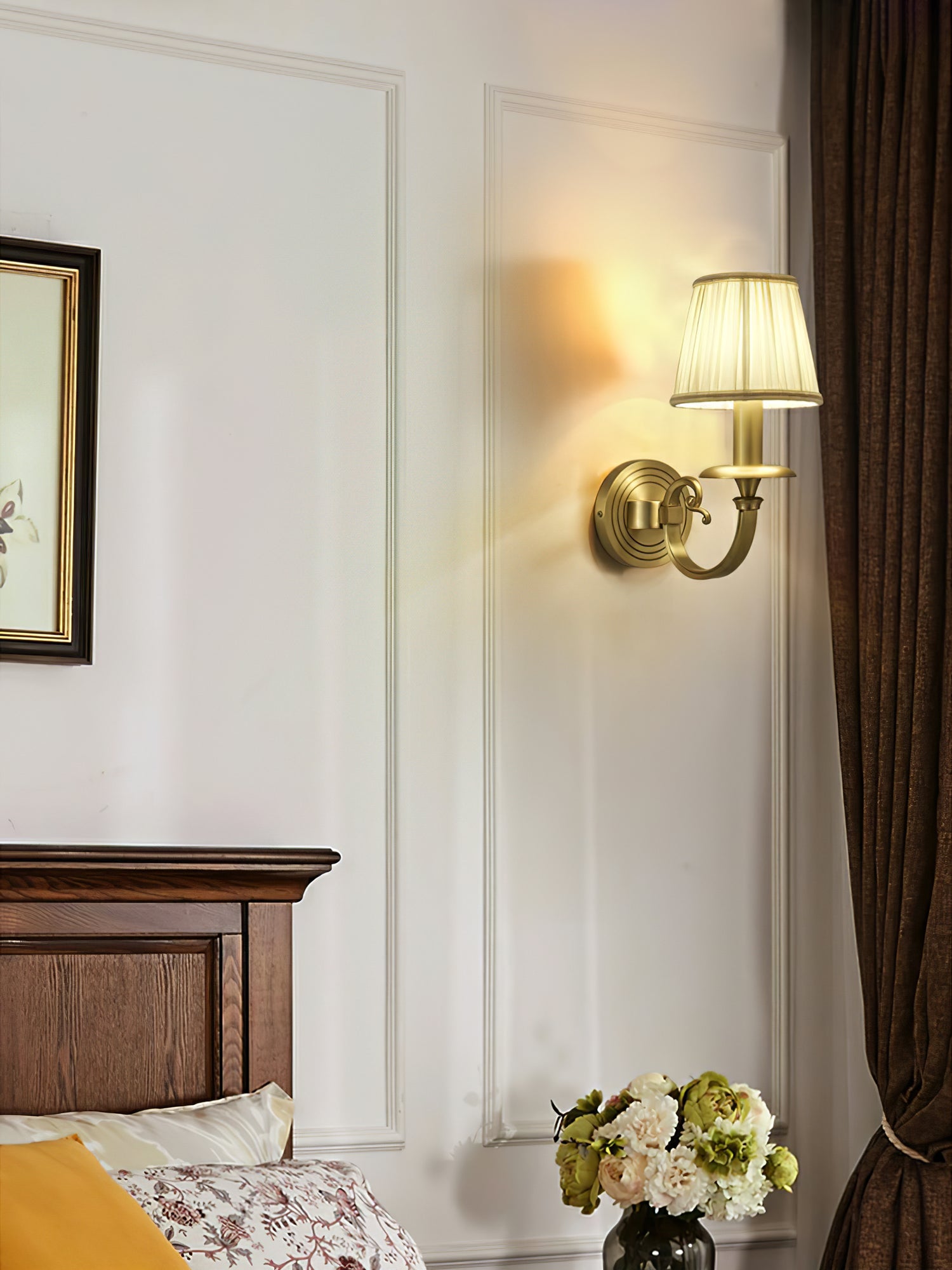 Pleated Brass Wall Lamp