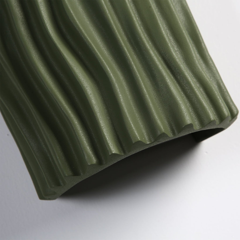 Pleated Resin Wall Lamp