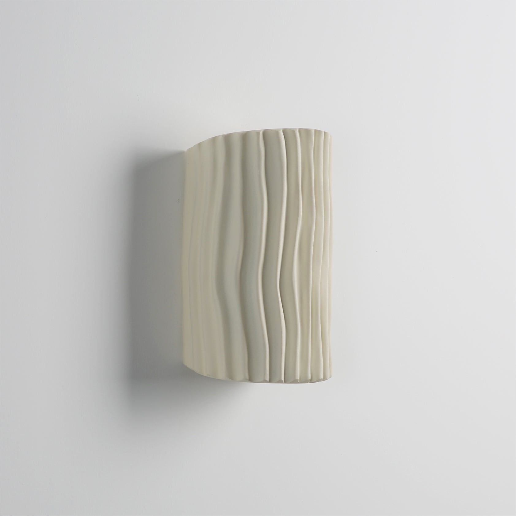 Pleated Resin Wall Lamp