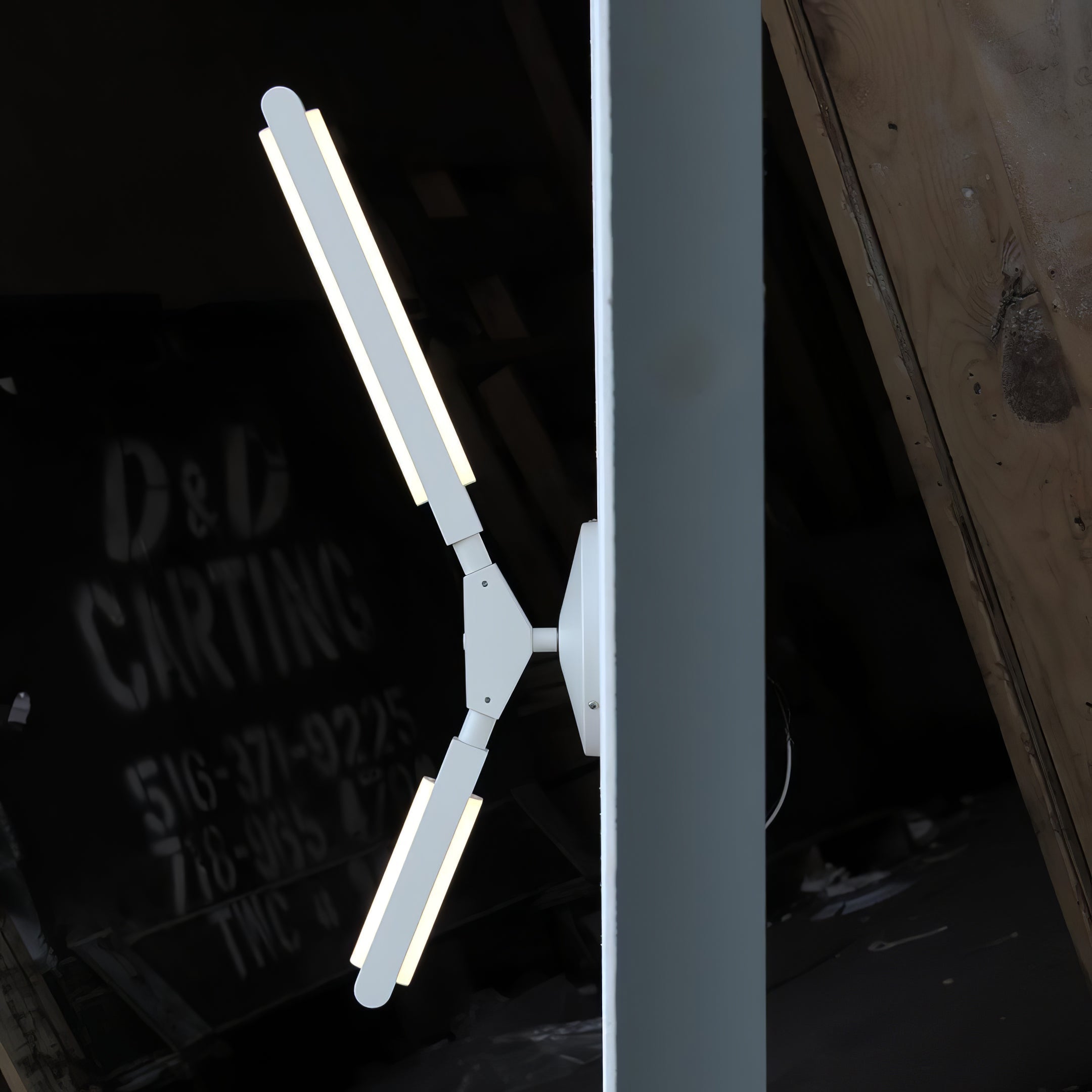 Pris K Wall Lamp