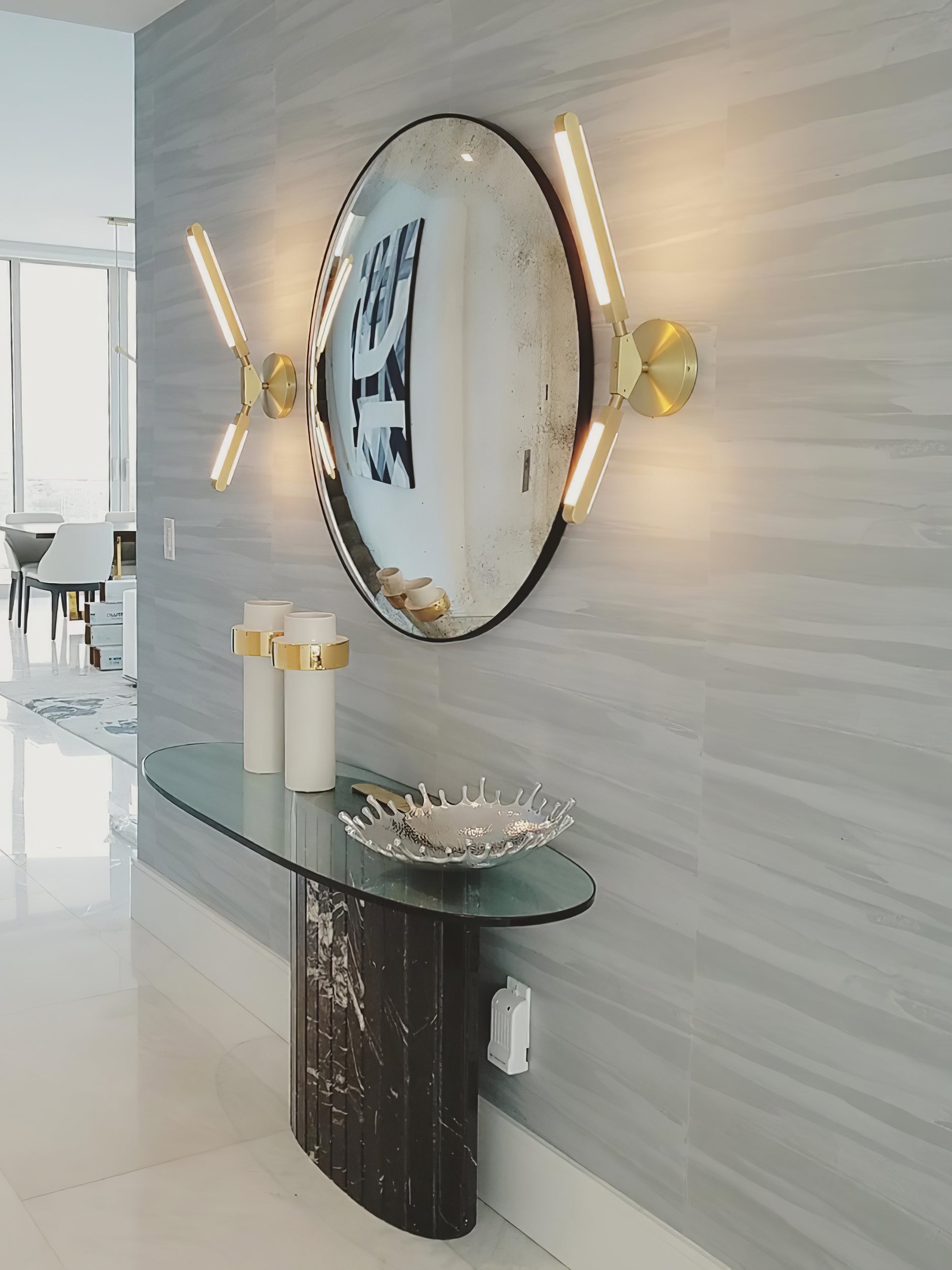 Pris K Wall Lamp