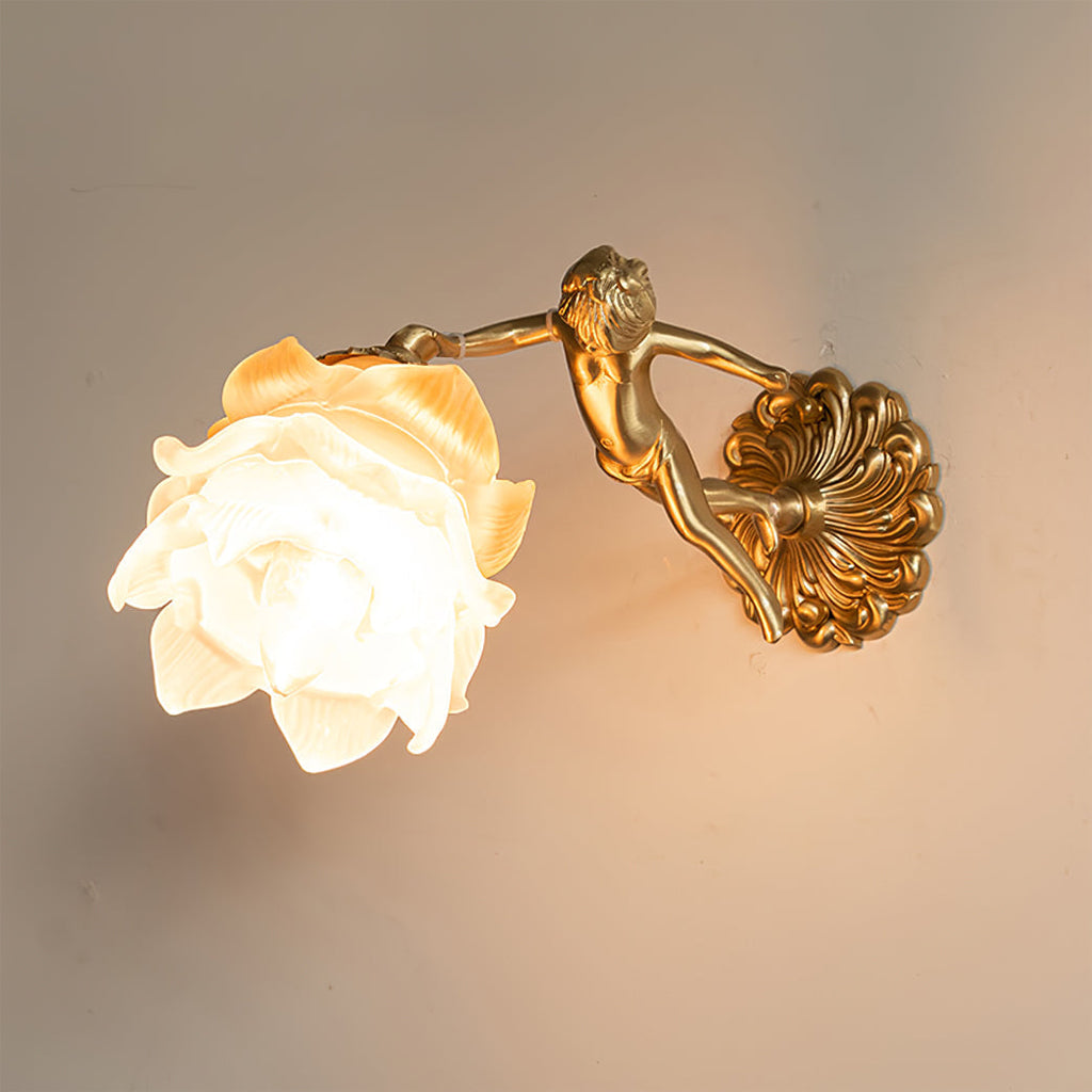 Putti Statuettes Brass Wall Lamp