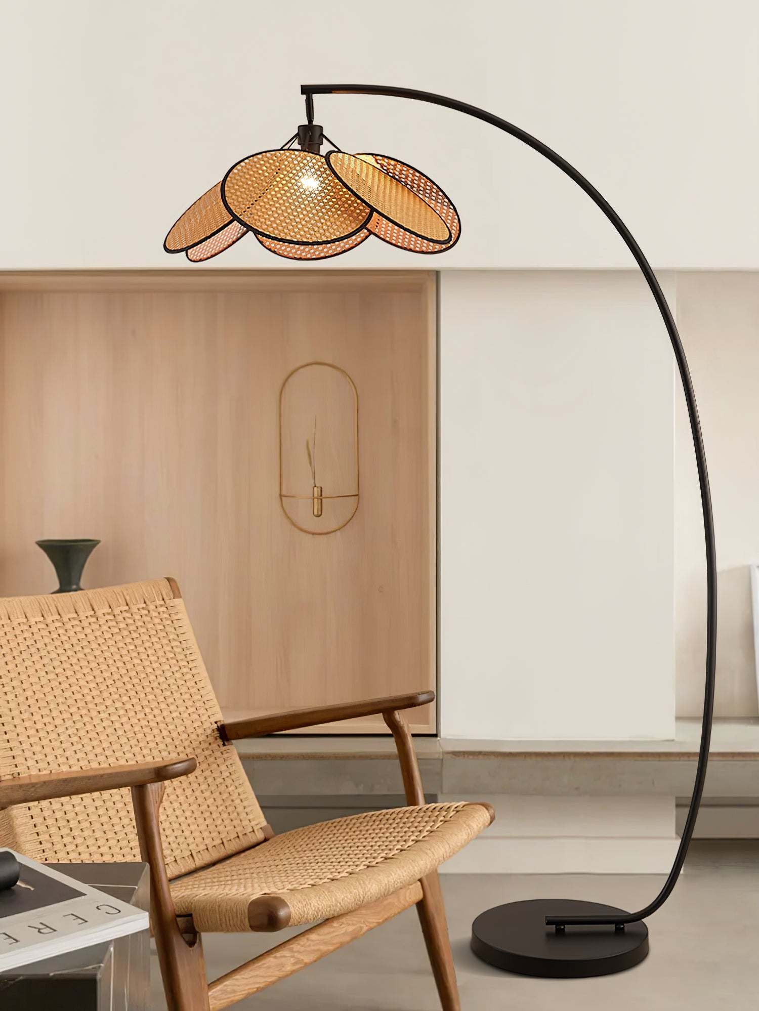Rattan Bloom Arc Floor Lamp