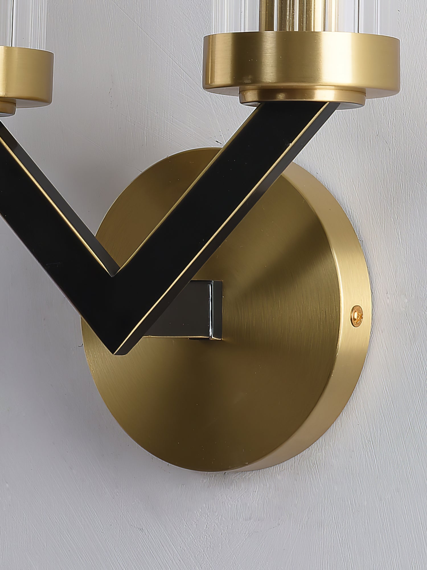 Reevete Wall Light