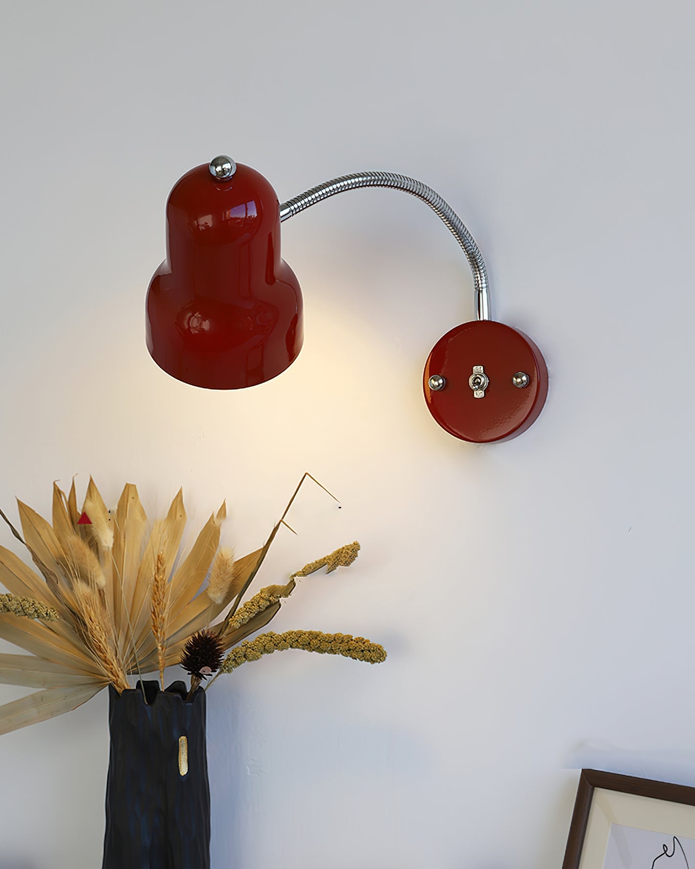 Richard Wall Lamp