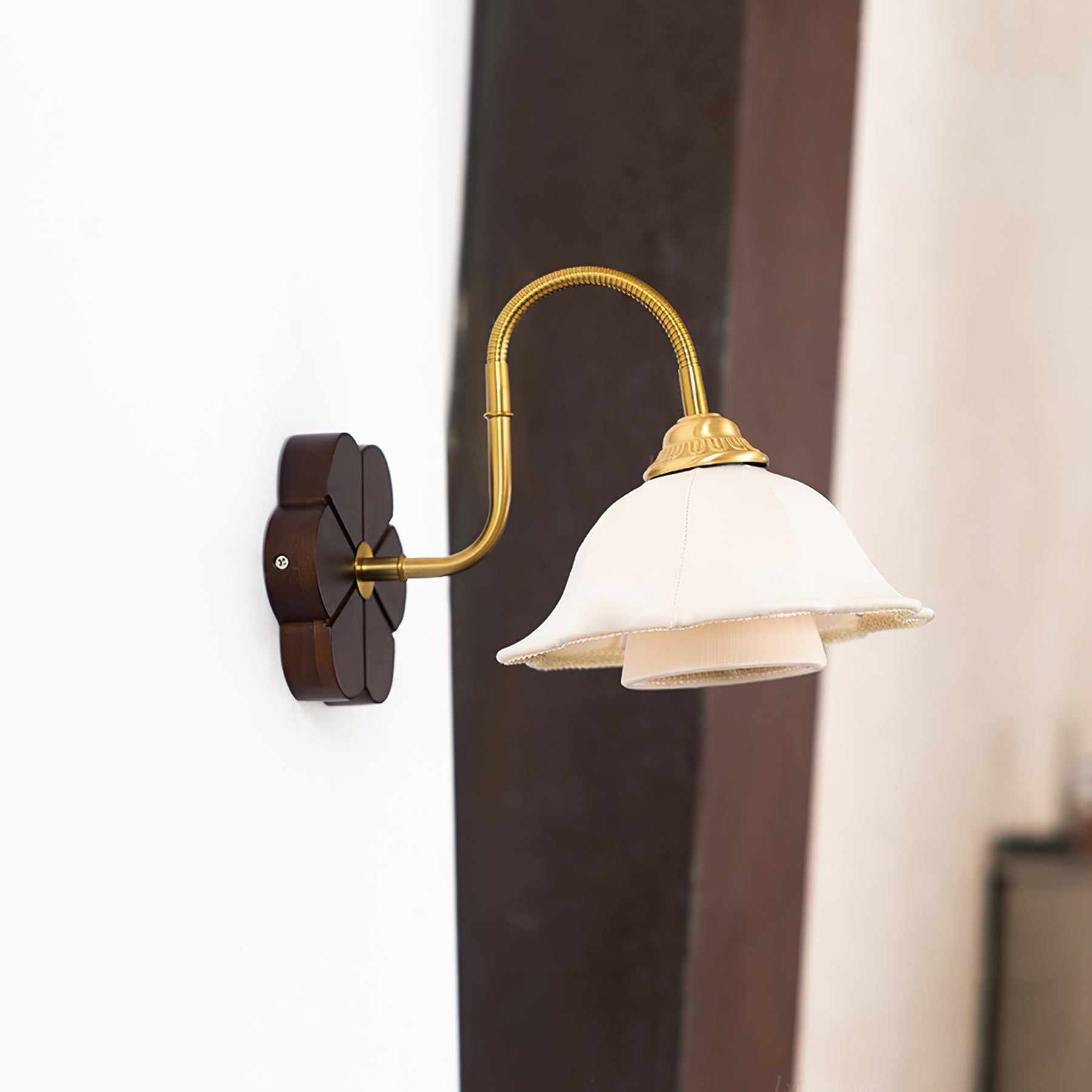 Rosette Wall Sconce
