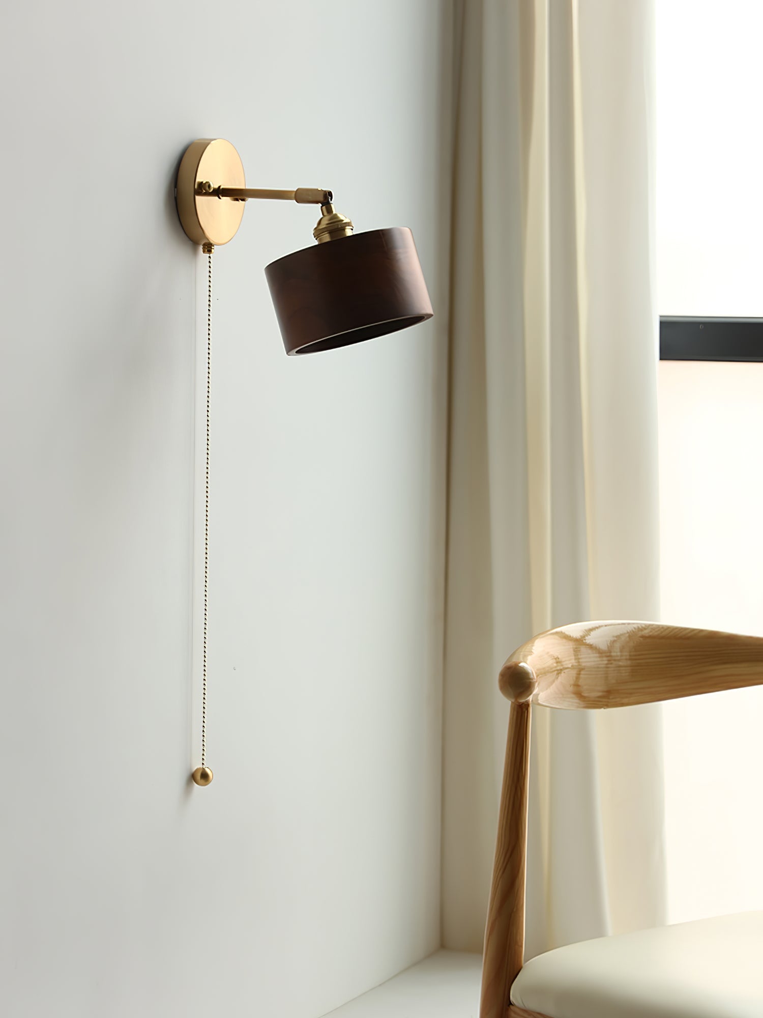 Rotatable Wooden Wall Lamp