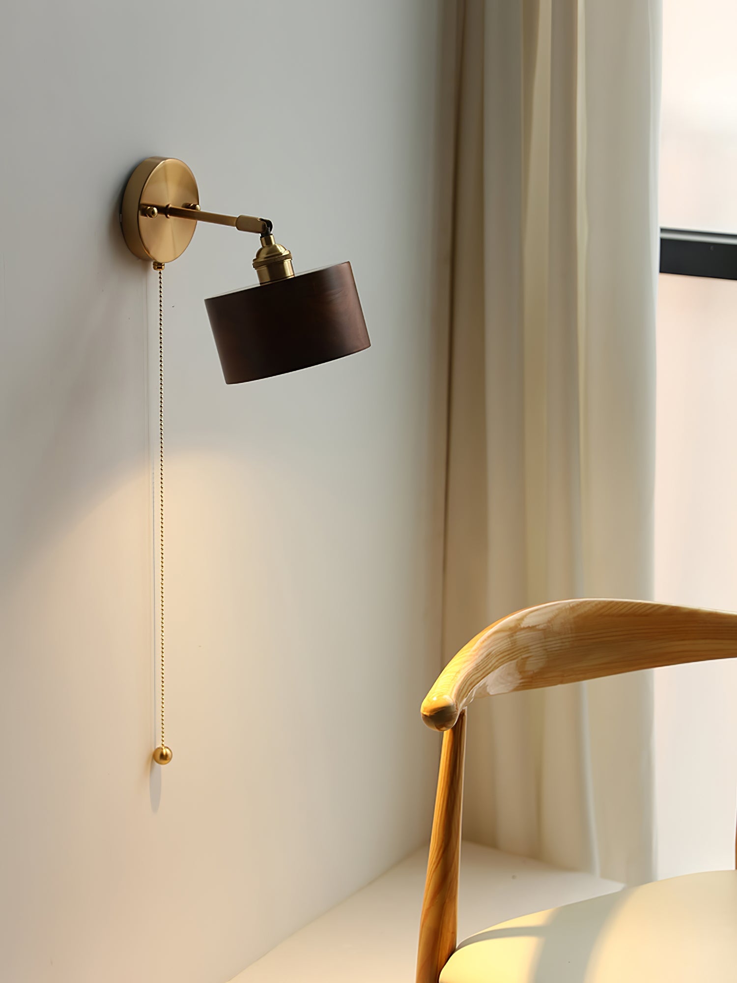 Rotatable Wooden Wall Lamp