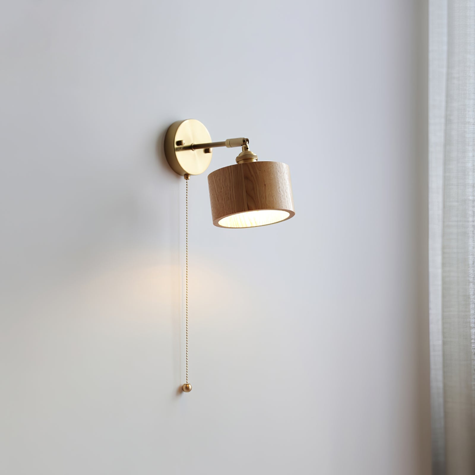 Rotatable Wooden Wall Lamp
