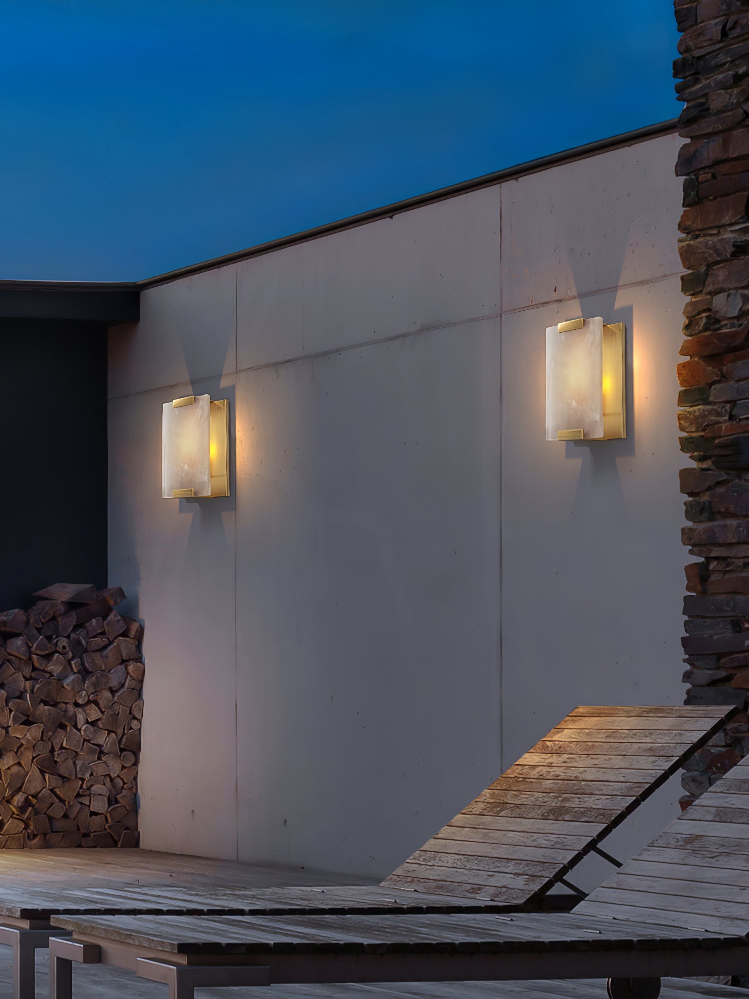 Roux Wall Lamp