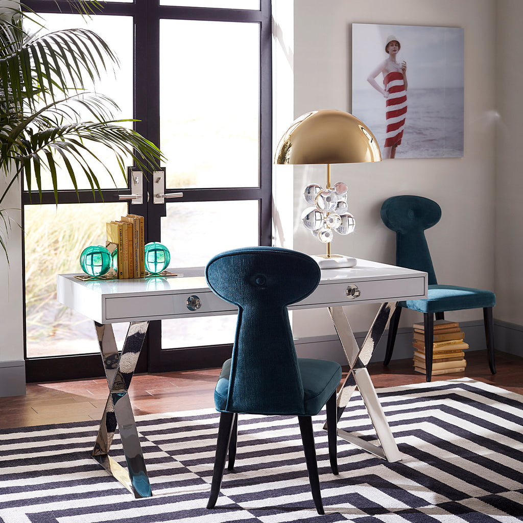 AVA Table Lamp