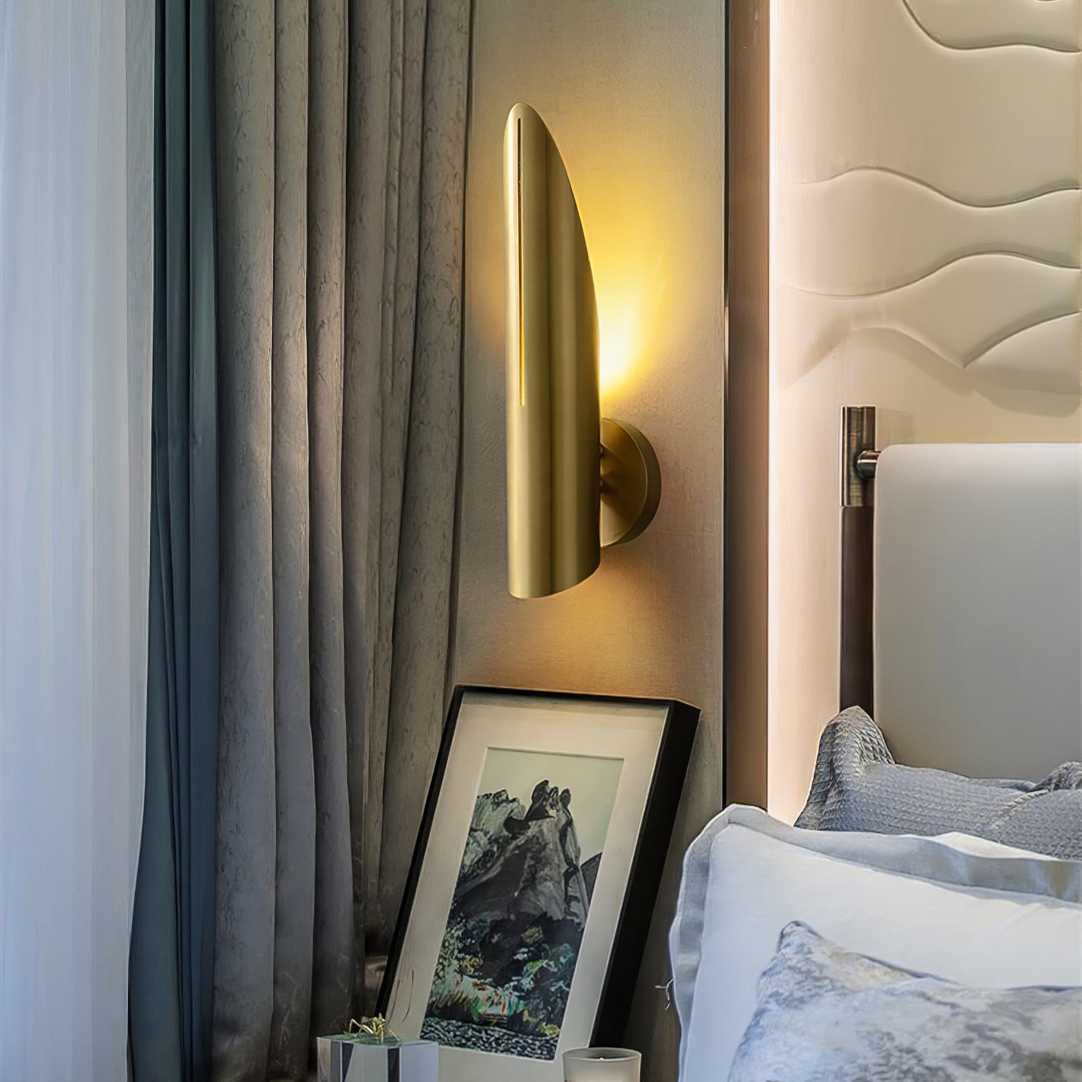 Salvatore Wall Lamp
