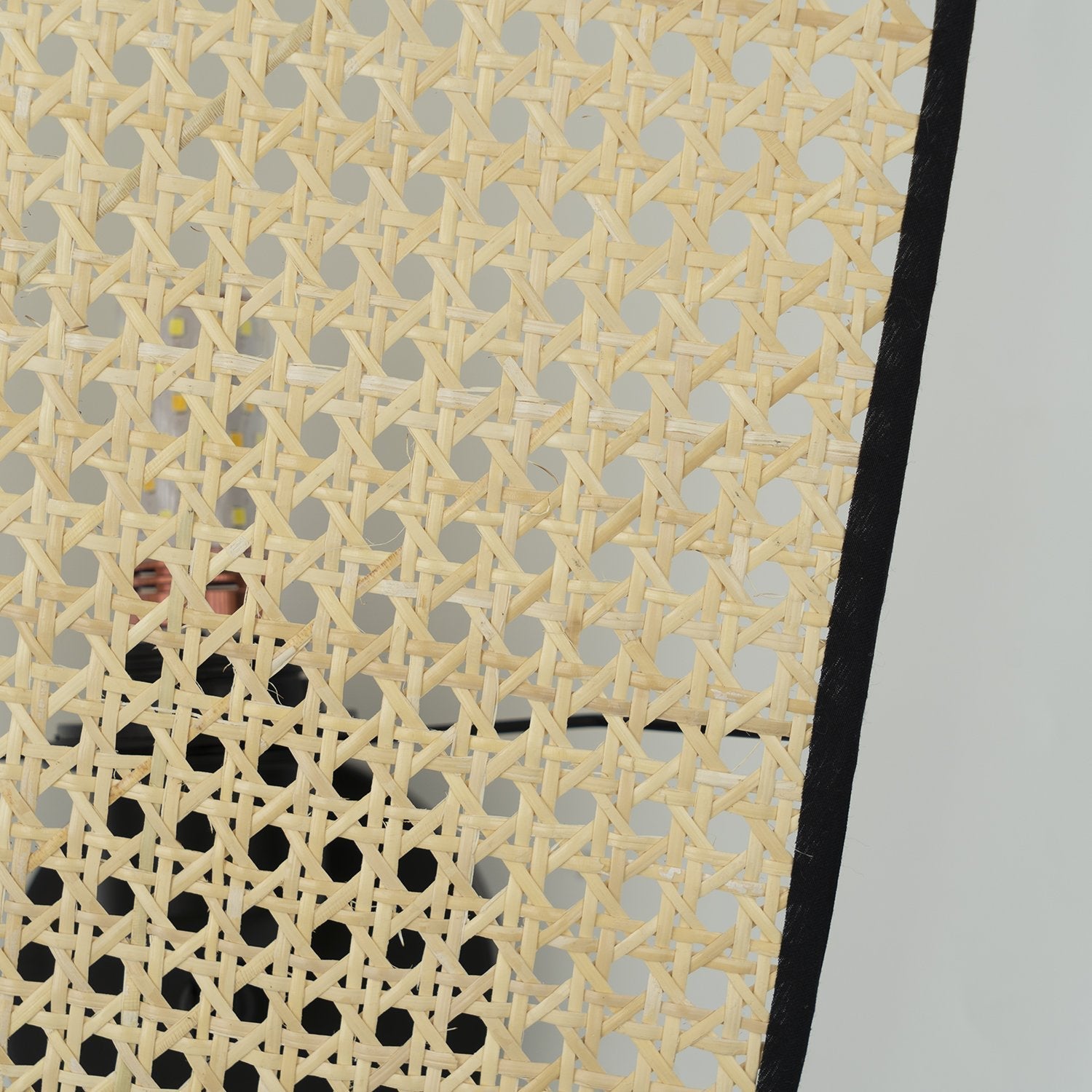 Screen Cannage Wall Lamp