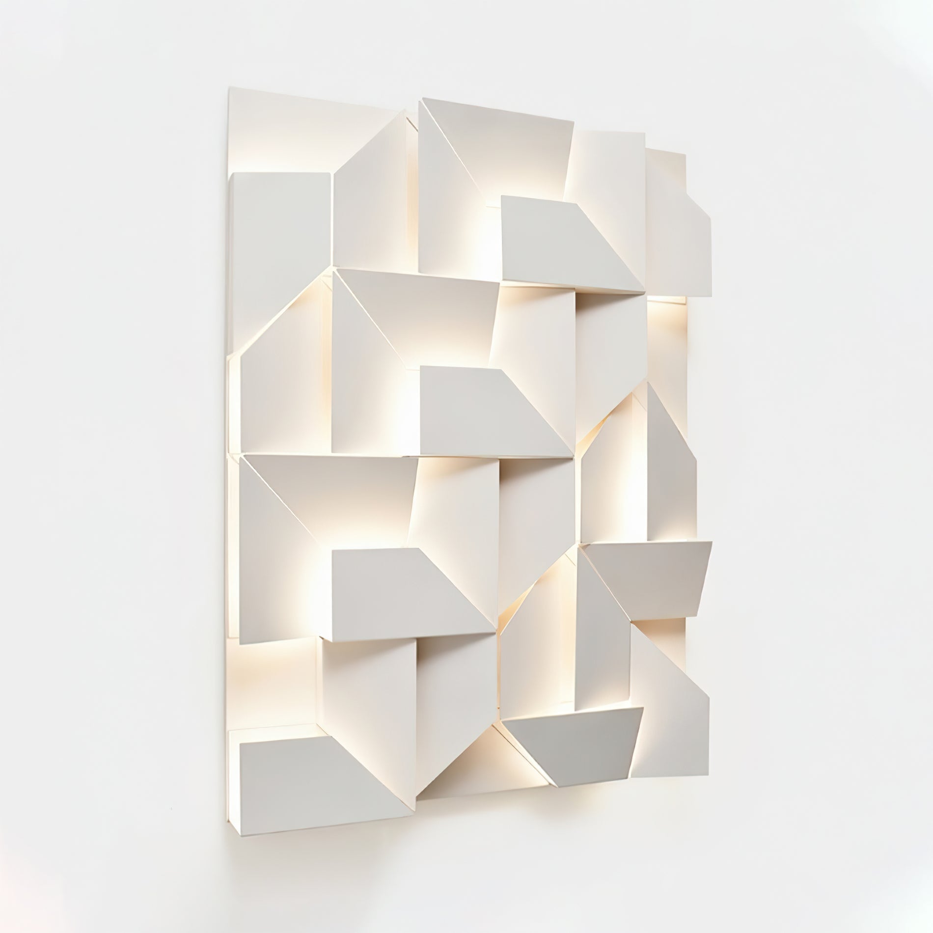 Shadows Wall Lamp