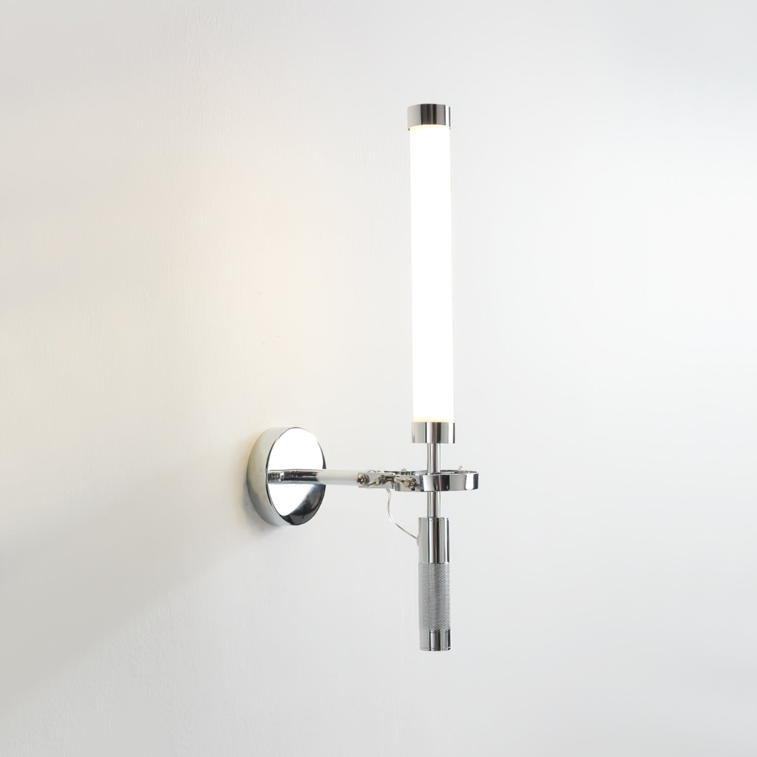 Skylark Wall Lamp