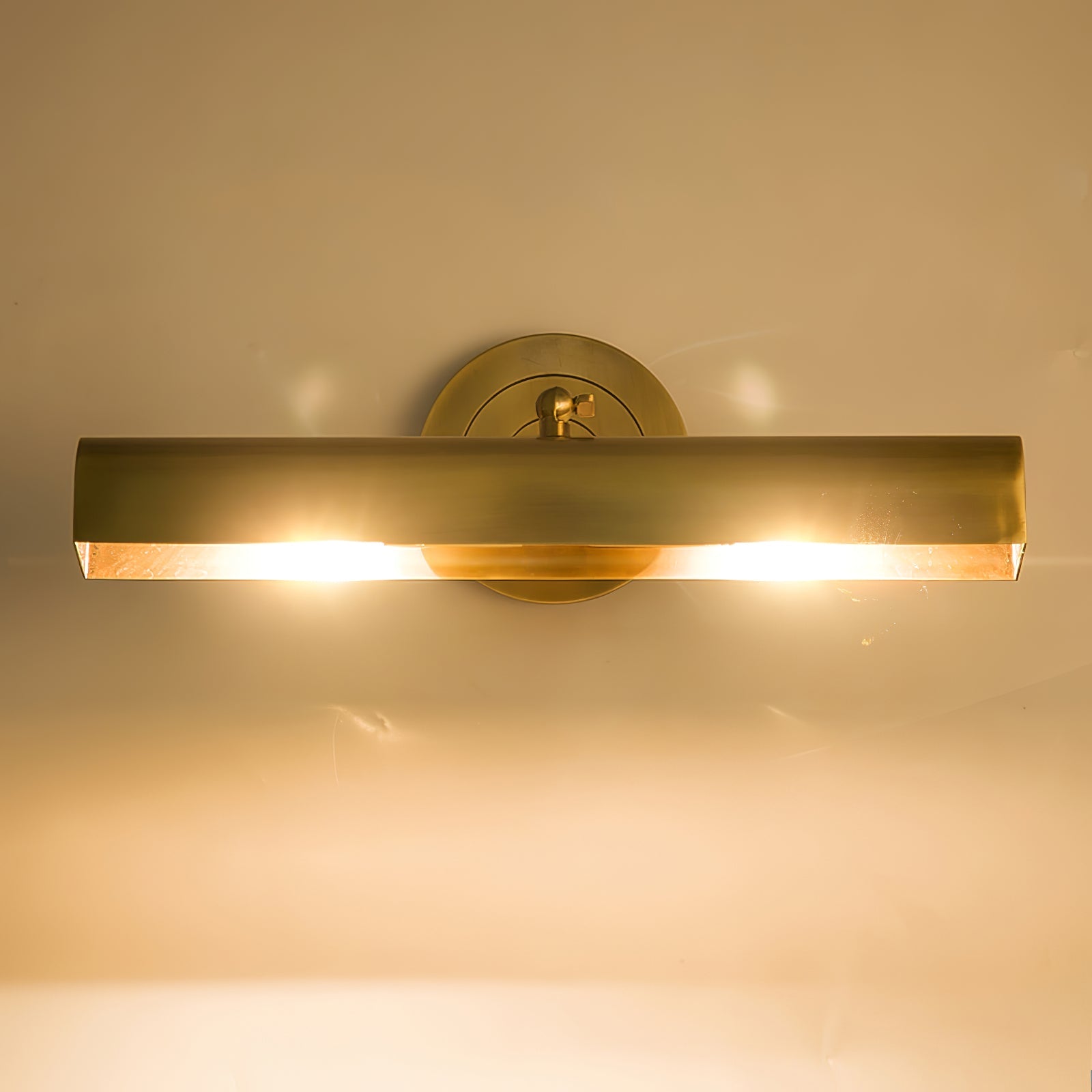 Swanson Wall Lamp
