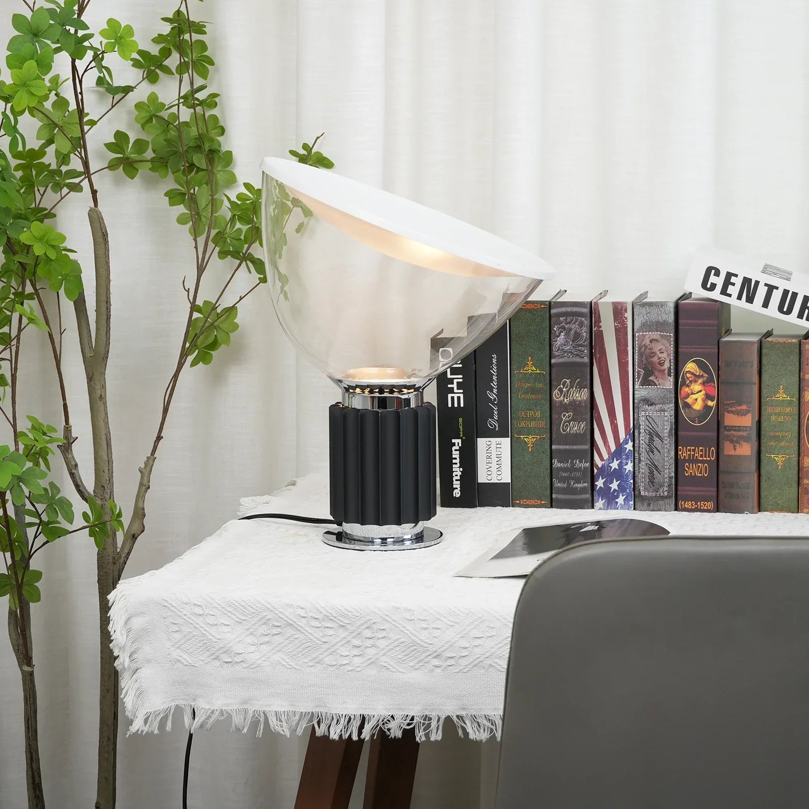 Taccia Glass Table Lamp