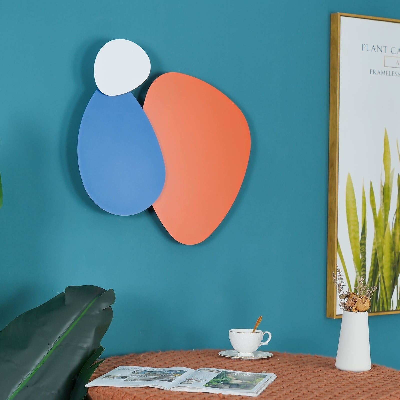 Tria Wall Light