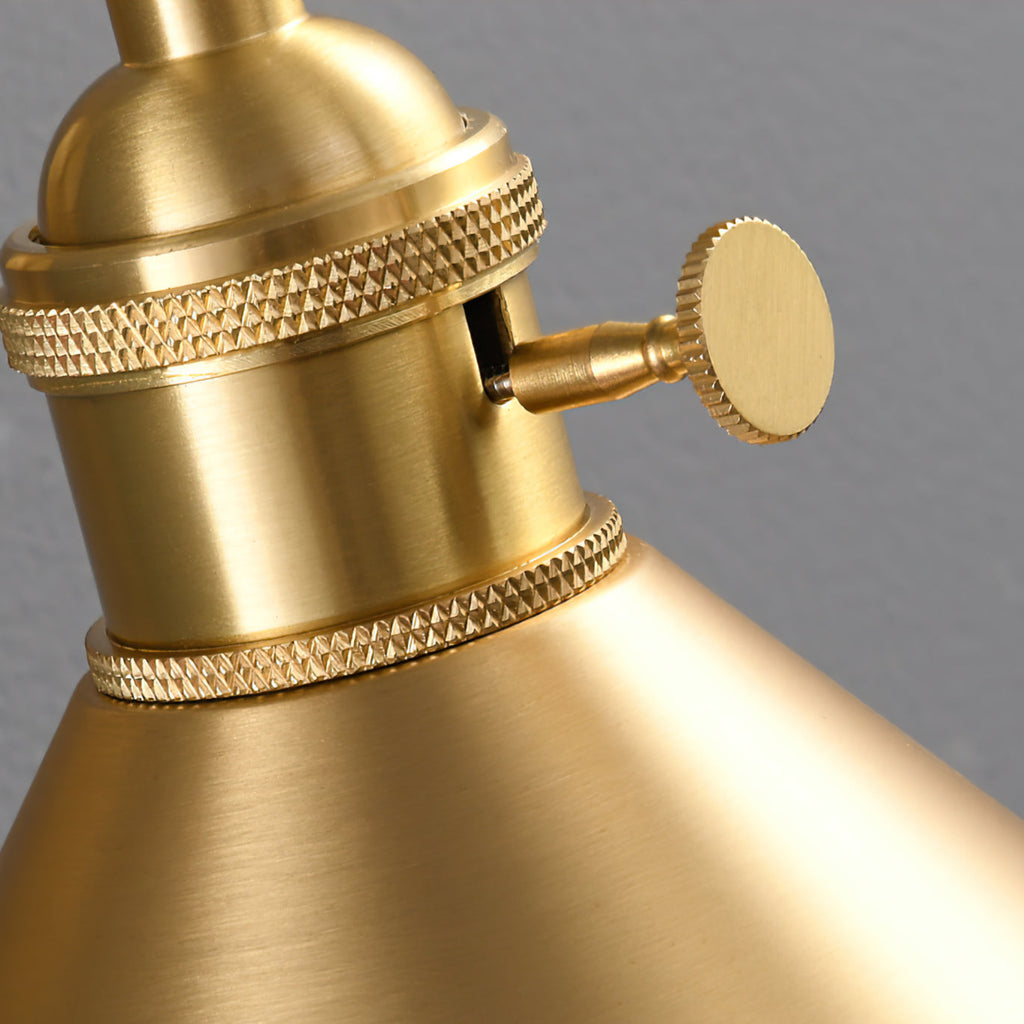 Valmont Wall Lamp
