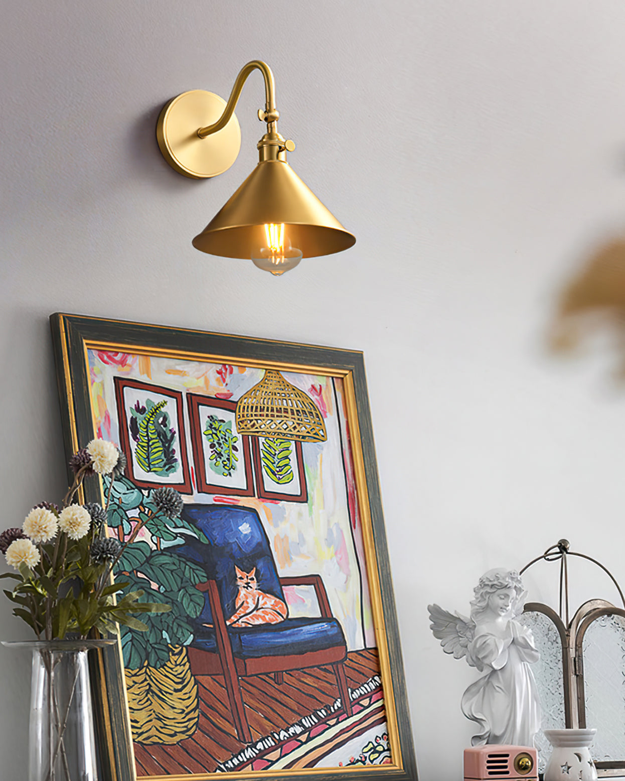 Valmont Wall Lamp
