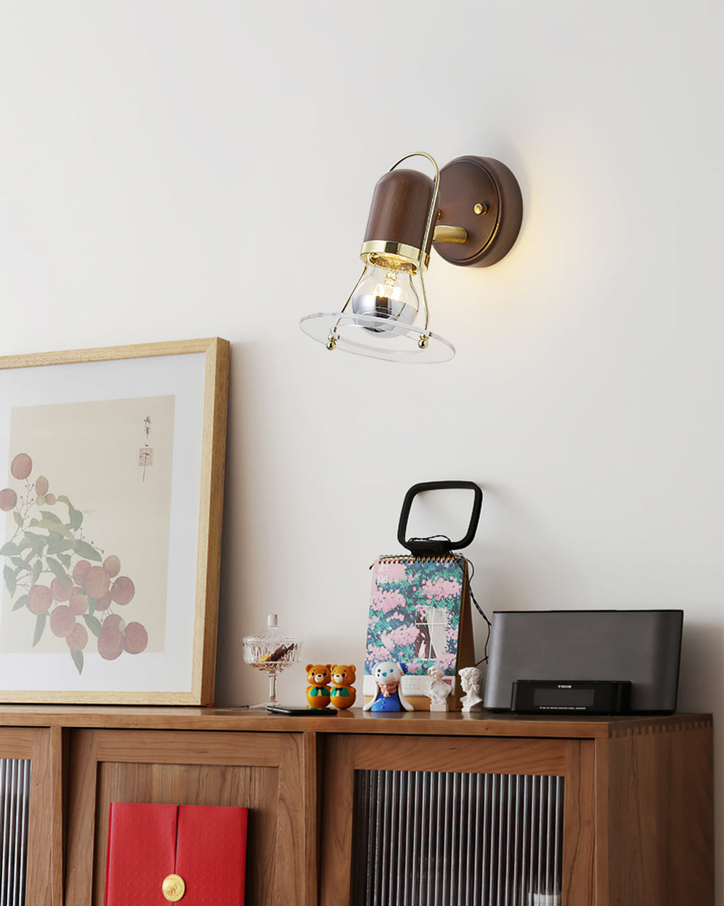 Vaughan Wall Lamp