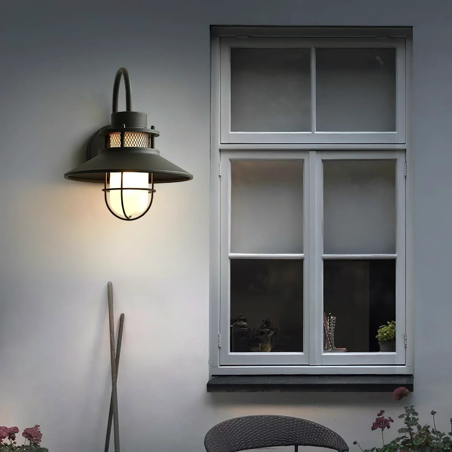 Vintage Felix Outdoor Wall Light