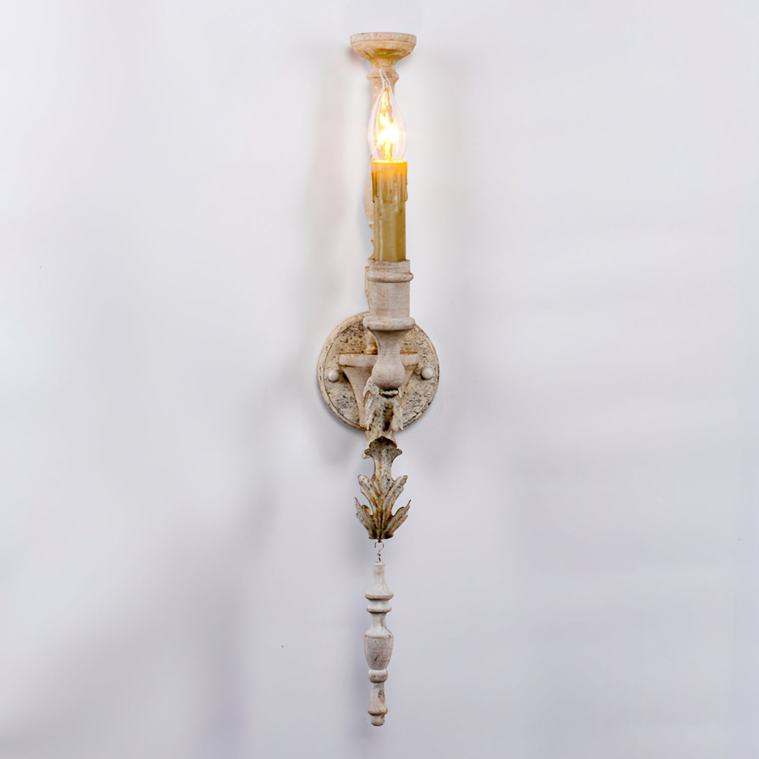 Whitey Wall Lamp