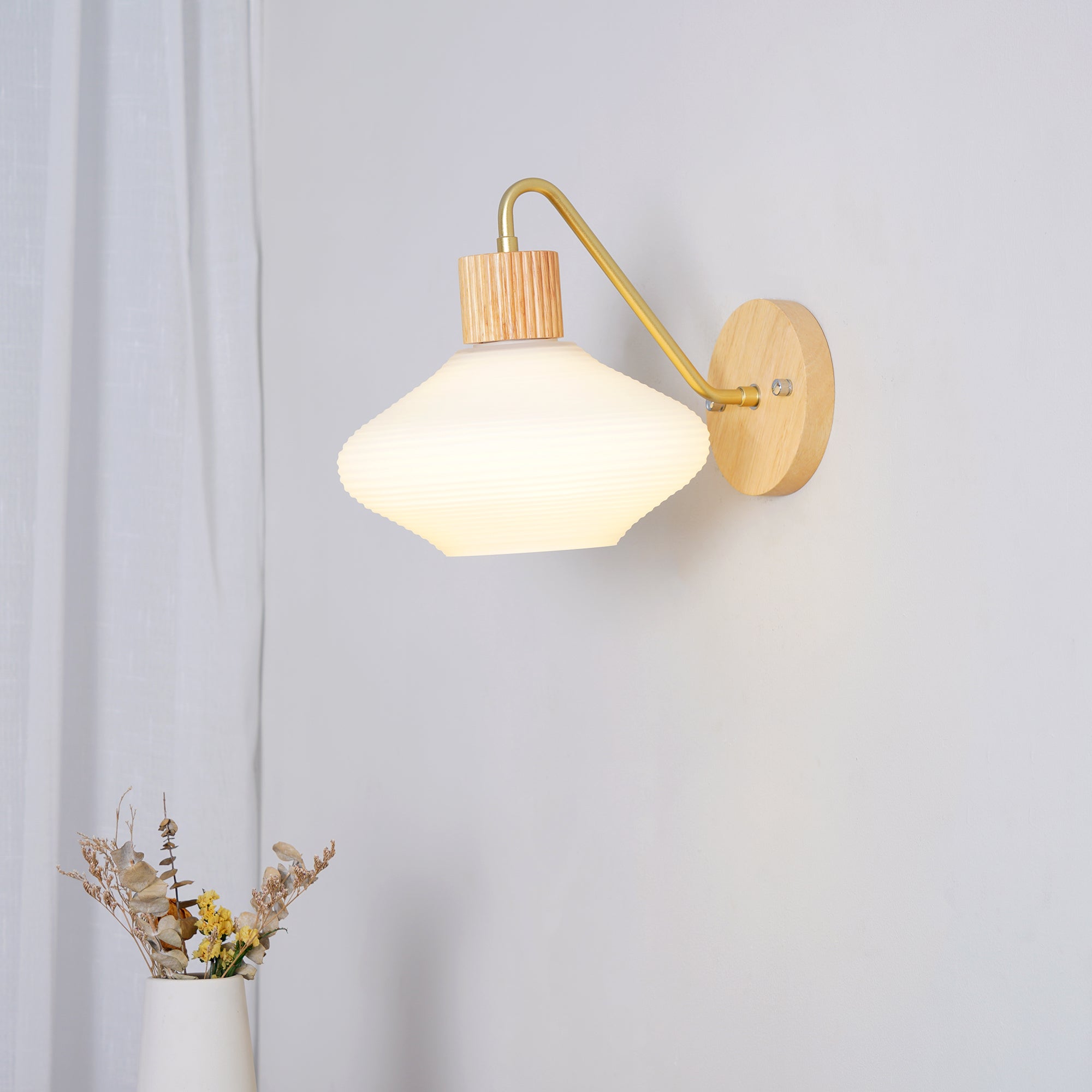 Wohlert Wall Lamp