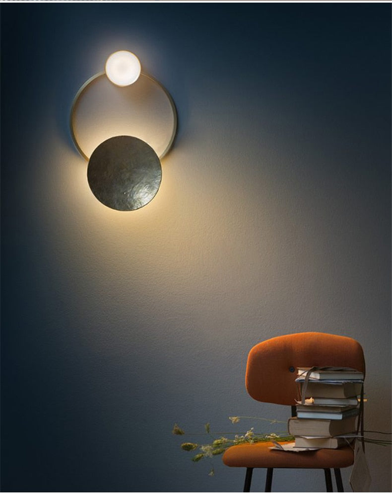 Daisy Wall Lamp