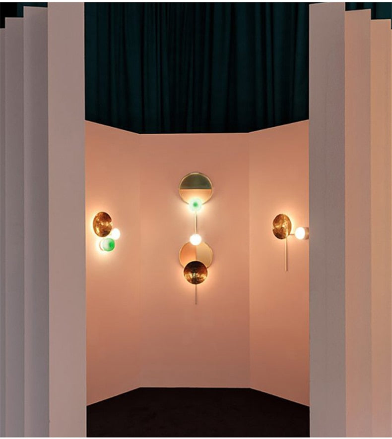 Daisy Wall Lamp